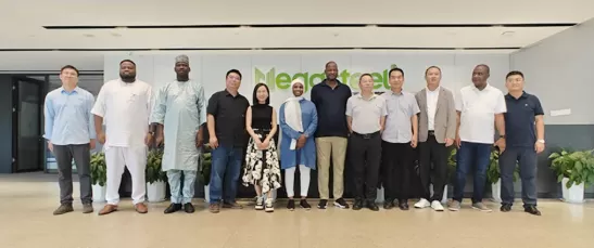 The Governor of Nigeria and his delegation visited Shandong Hujiang Intelligent Assembly