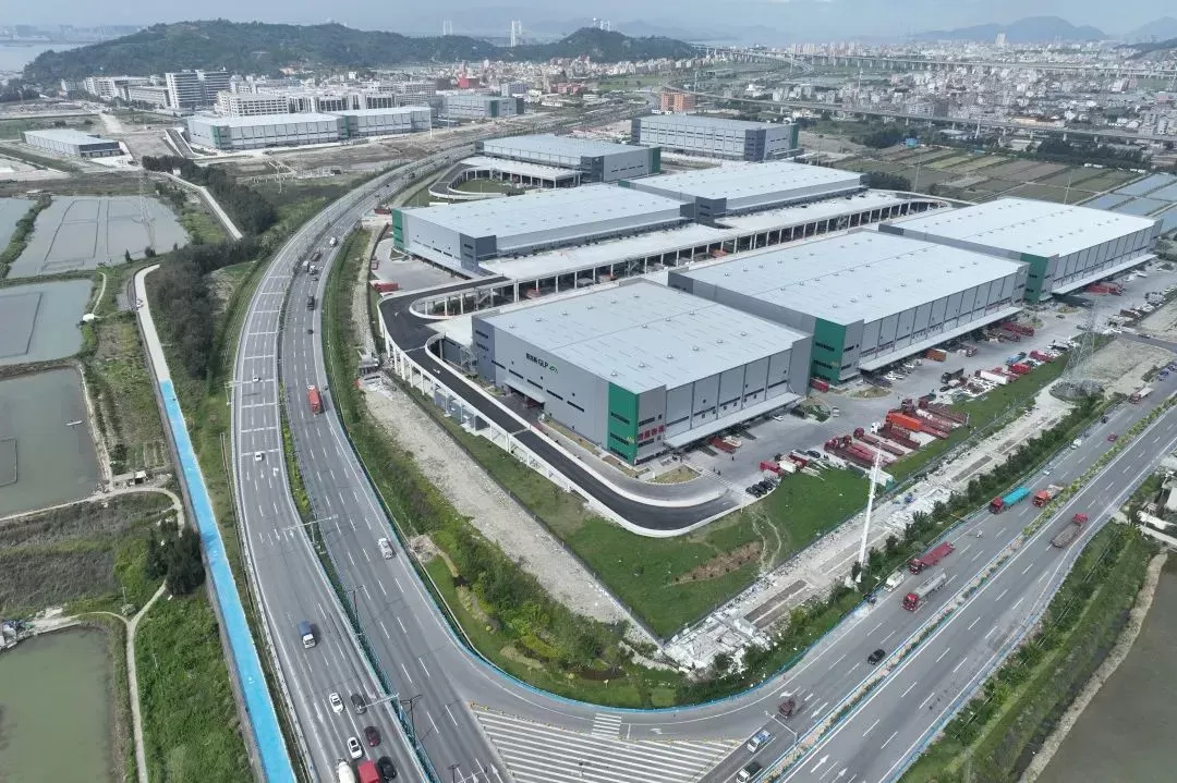 The Former Tidal Flats ''Transformation'' Glp Yueqing Intelligent Logistics Hub